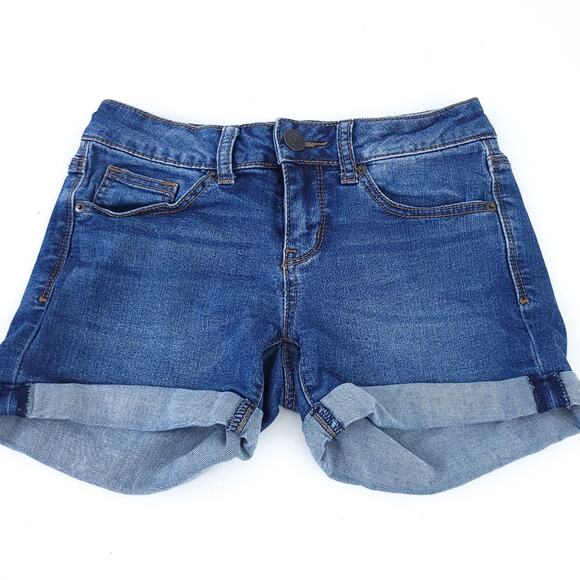 SO Blue Jean Shorts Roll Cuff Size 3 Juniors Excellent Condition Denim Shorts - Picture 1 of 4